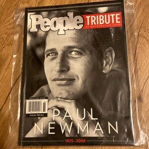 2008 Tribute to Paul Newman: People Magazine in excellent condition.